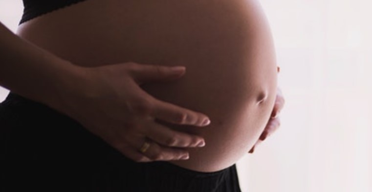Zdravje nosečnice in zarodka z jemanjem prehranskega dopolnila