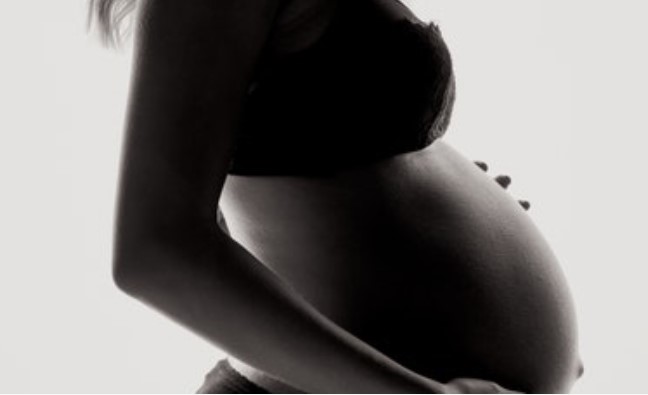 Najbolj očitni in najmanj očitni znaki nosečnosti za vsako bodočo mamico