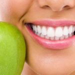 Izbira primerne zobne ščetke in drugih pripomočkov za nego ustne votline