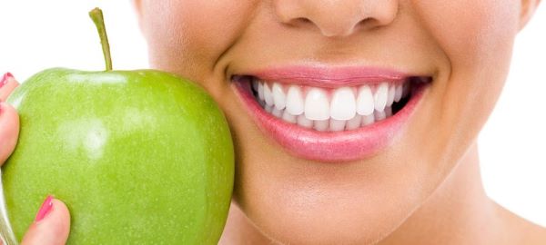 Izbira primerne zobne ščetke in drugih pripomočkov za nego ustne votline